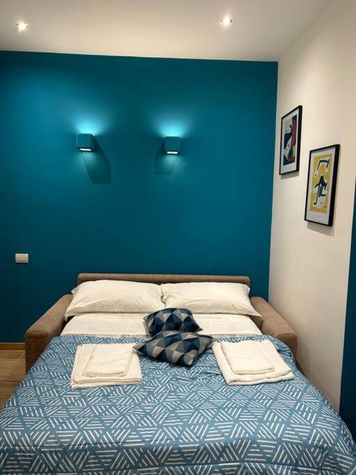 Bayres Blue Apartment Milan Bagian luar foto